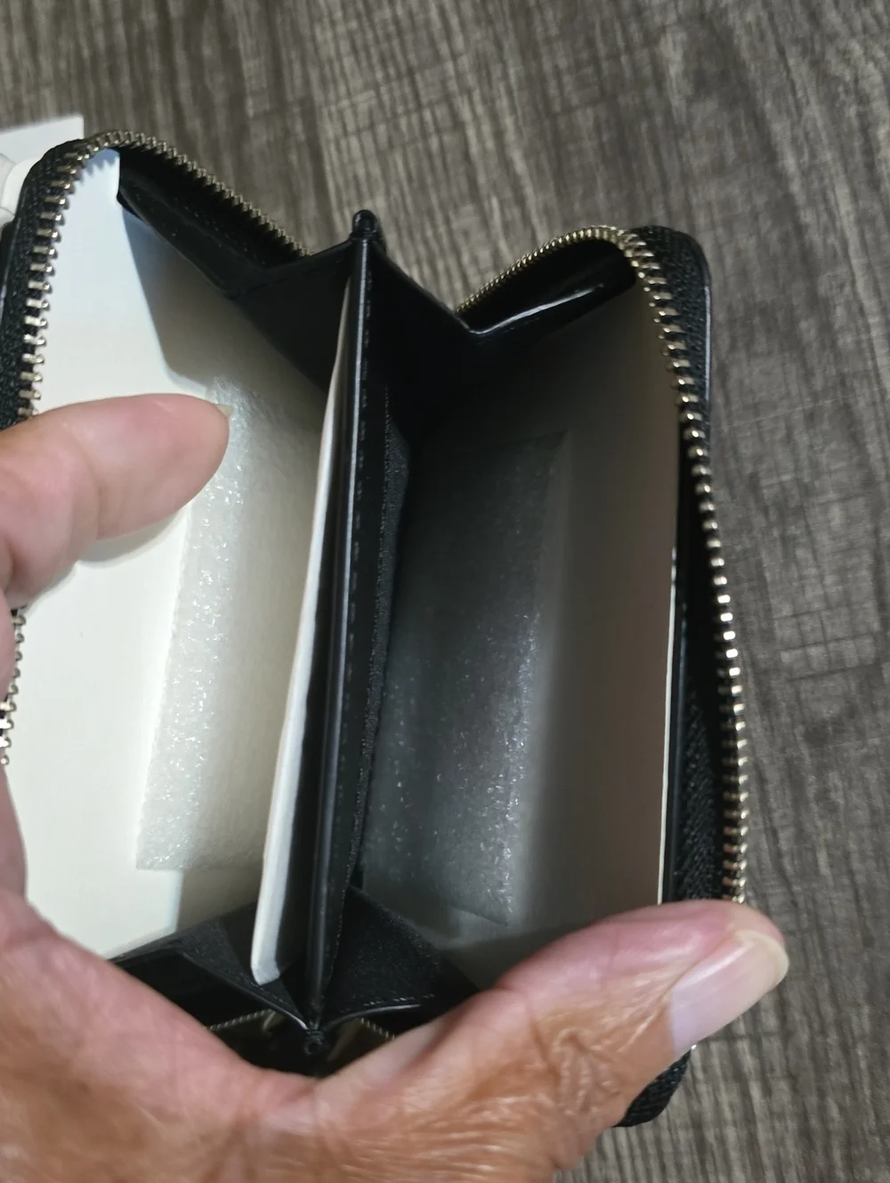 Marc Jacobs Black Leather Zip Wallet